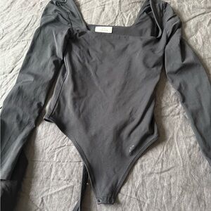Aritzia Gray Long Sleeve Bodysuit